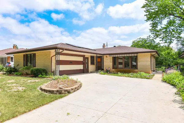4144 N 96th STREET, Wauwatosa, WI 53222