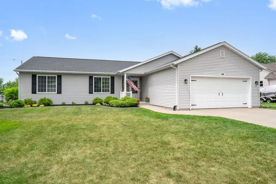 1300 Conifer AVENUE, West Bend, WI 53090 - #2