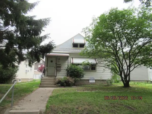 3240 S Dayfield AVENUE, Milwaukee, WI 53207