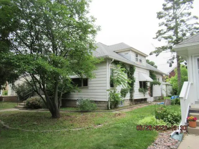 3240 S Dayfield AVENUE, Milwaukee, WI 53207 - #2