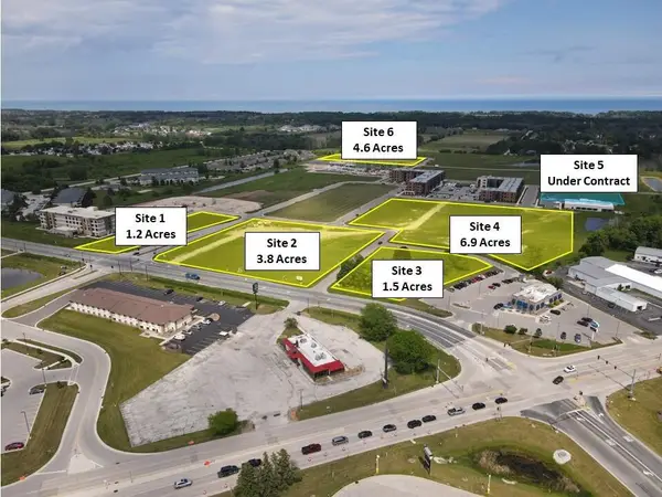 Lt1 W MARQUETTE CIRCLE, Sheboygan, WI 53083