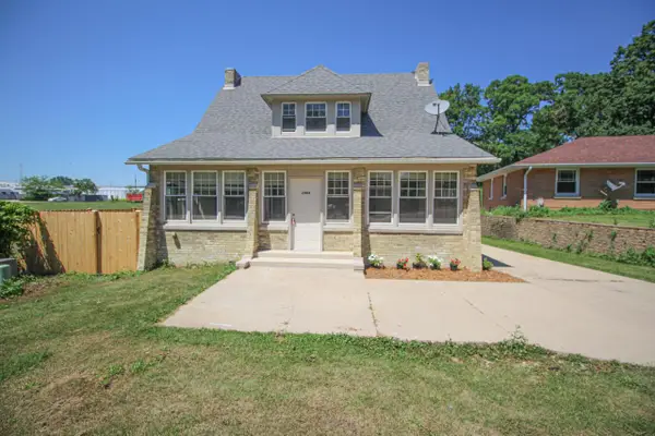 2406 Washington ROAD, Kenosha, WI 53140