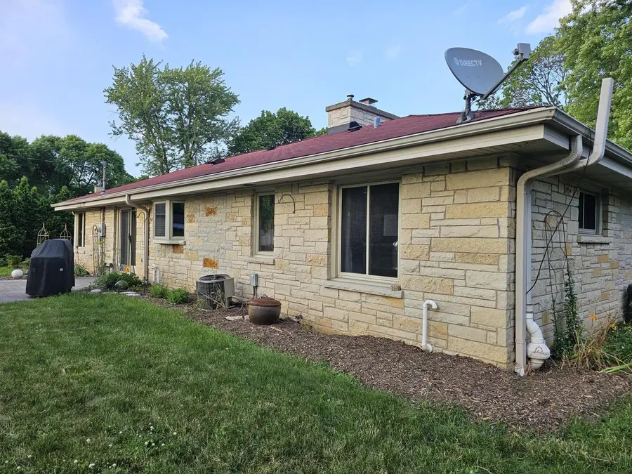 2127 Crestview COURT, Wauwatosa, WI 53226 - #3