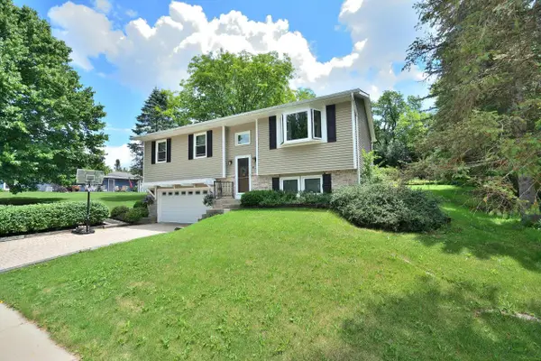 2005 Harris-Highland DRIVE, Waukesha, WI 53188