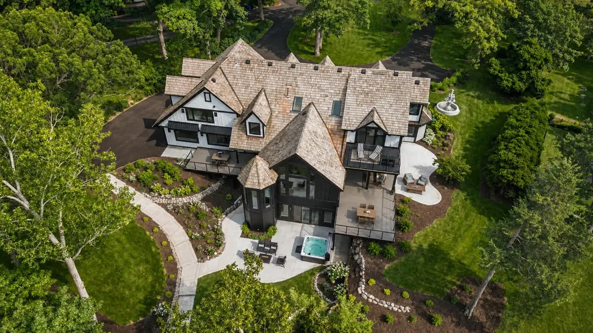 W335N5511 Island View LANE, Nashotah, WI 53058 - #1