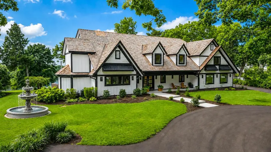 W335N5511 Island View LANE, Nashotah, WI 53058 - #2