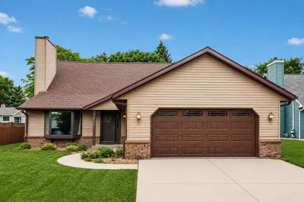 6161 S New York AVENUE, Cudahy, WI 53110