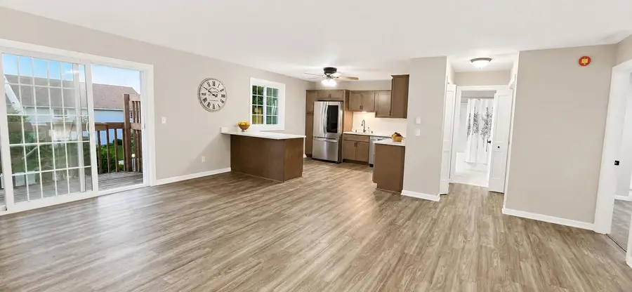 501 Slinger ROAD #E 2, Slinger, WI 53086 - #2
