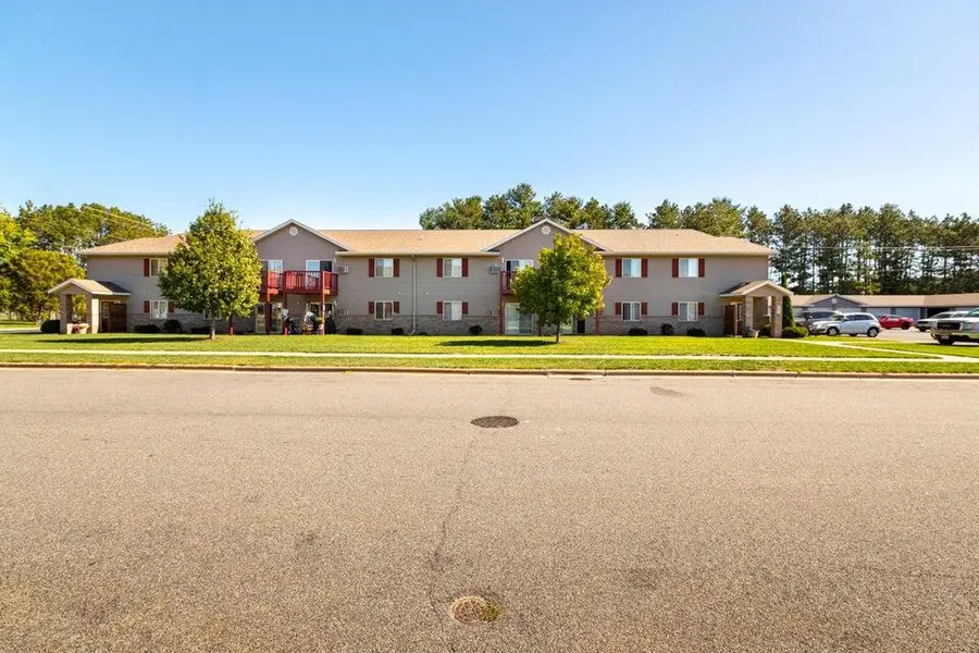 1021 Grandview AVENUE, Tomah, WI 54660 - #2
