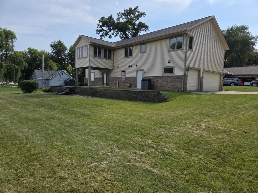 1806 E Road 3, Edgerton, WI 53534 - #2