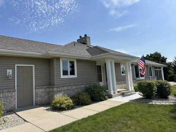 W173N7930 Bluejay COURT, Menomonee Falls, WI 53051