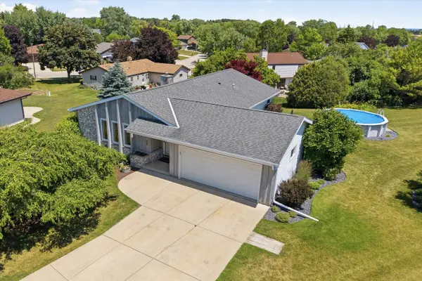 920 Cedar COURT, Port Washington, WI 53074