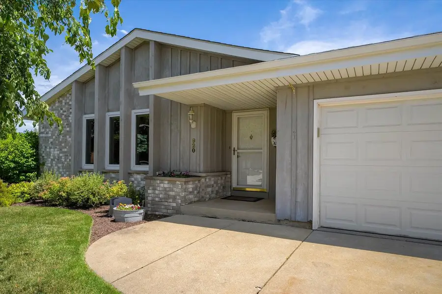 920 Cedar COURT, Port Washington, WI 53074 - #2