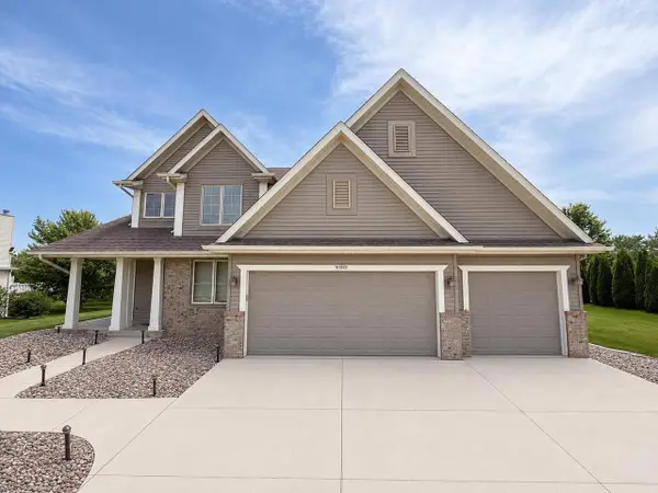 W1923 Fairfield LANE, Sheboygan, WI 53083