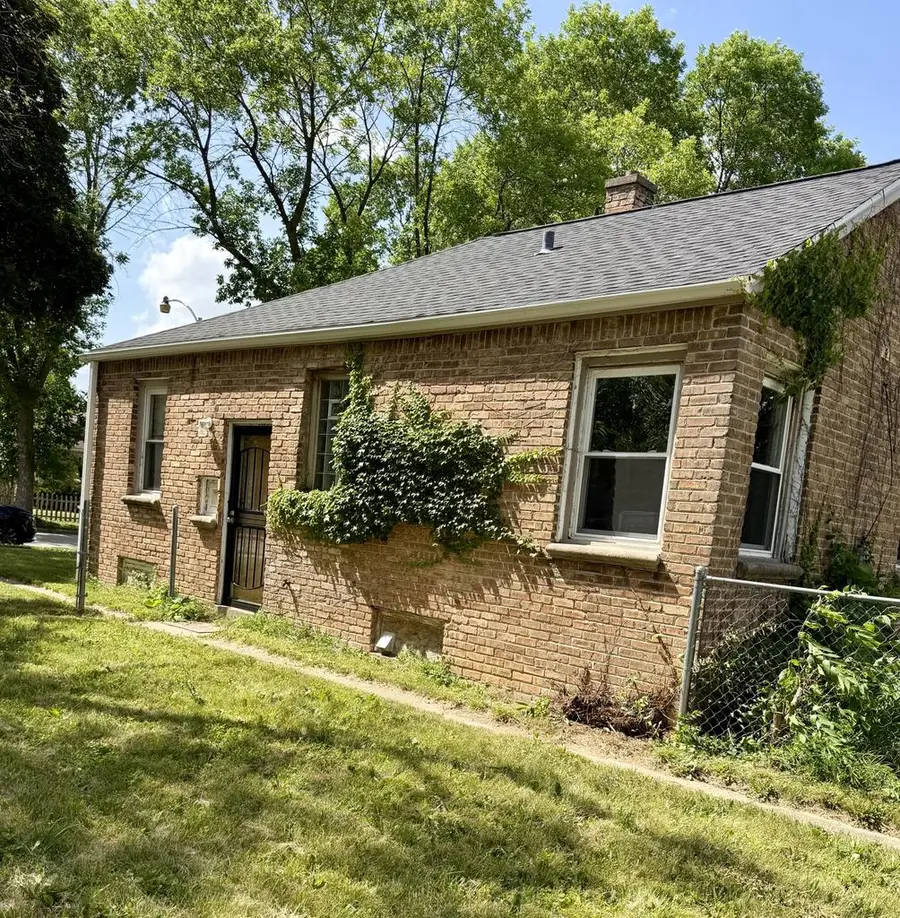 4656 N 21st STREET, Milwaukee, WI 53209 - #2