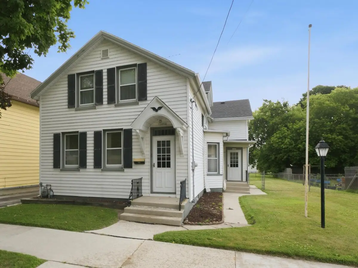 1209 S 11th STREET, Manitowoc, WI 54220 - #1