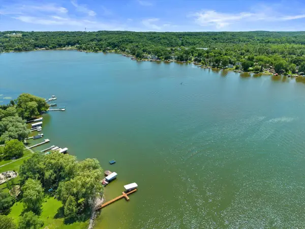 4786 Riverview DRIVE, Hubertus, WI 53033