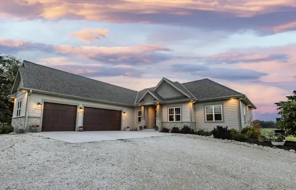 S75W35724 Wilton ROAD, Eagle, WI 53119