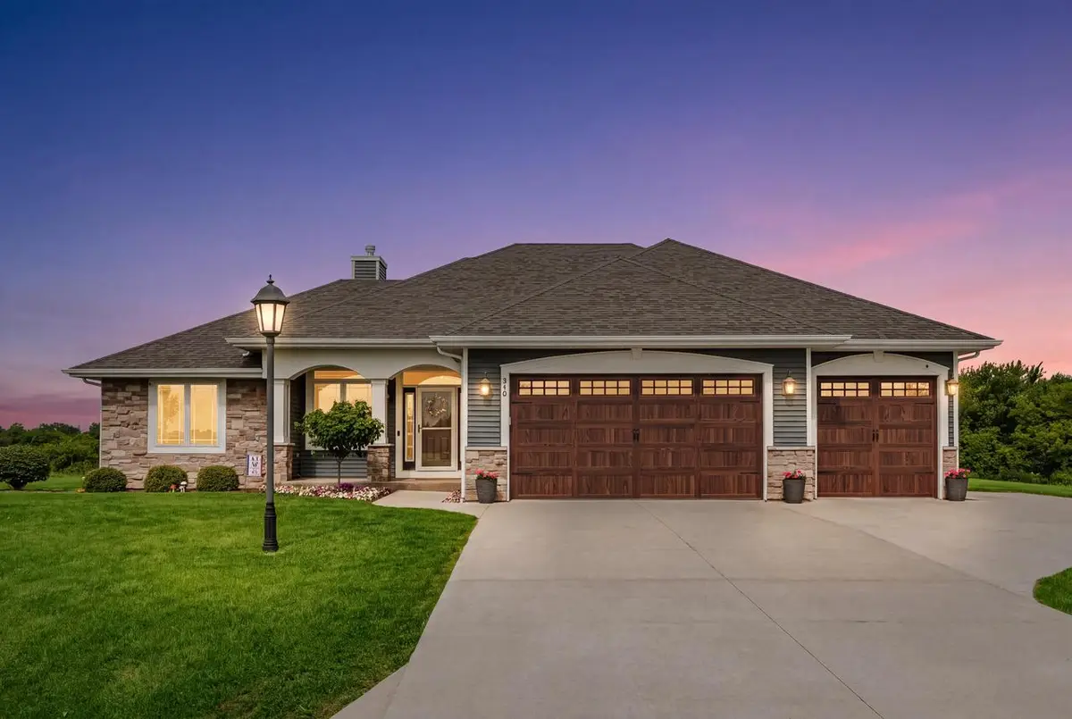 810 Westwind DRIVE, Eagle, WI 53119 - #1