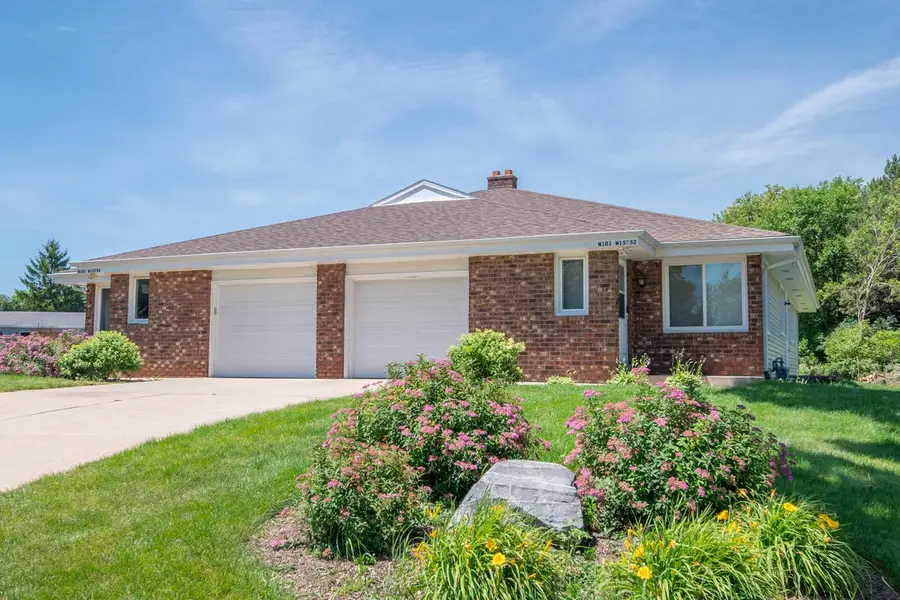 N101W15752 Council Bluffs DRIVE, Germantown, WI 53022 - #2