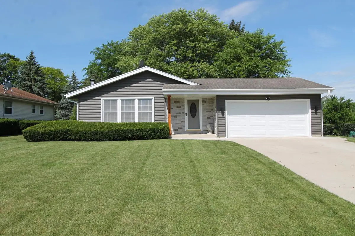7985 59th STREET, Franklin, WI 53132 - #1