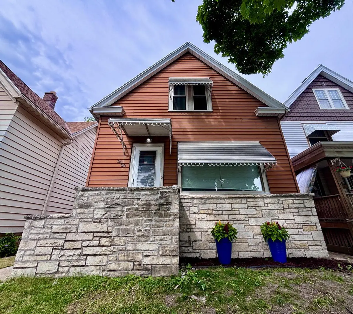 2630 S Delaware AVENUE, Milwaukee, WI 53207 - #1