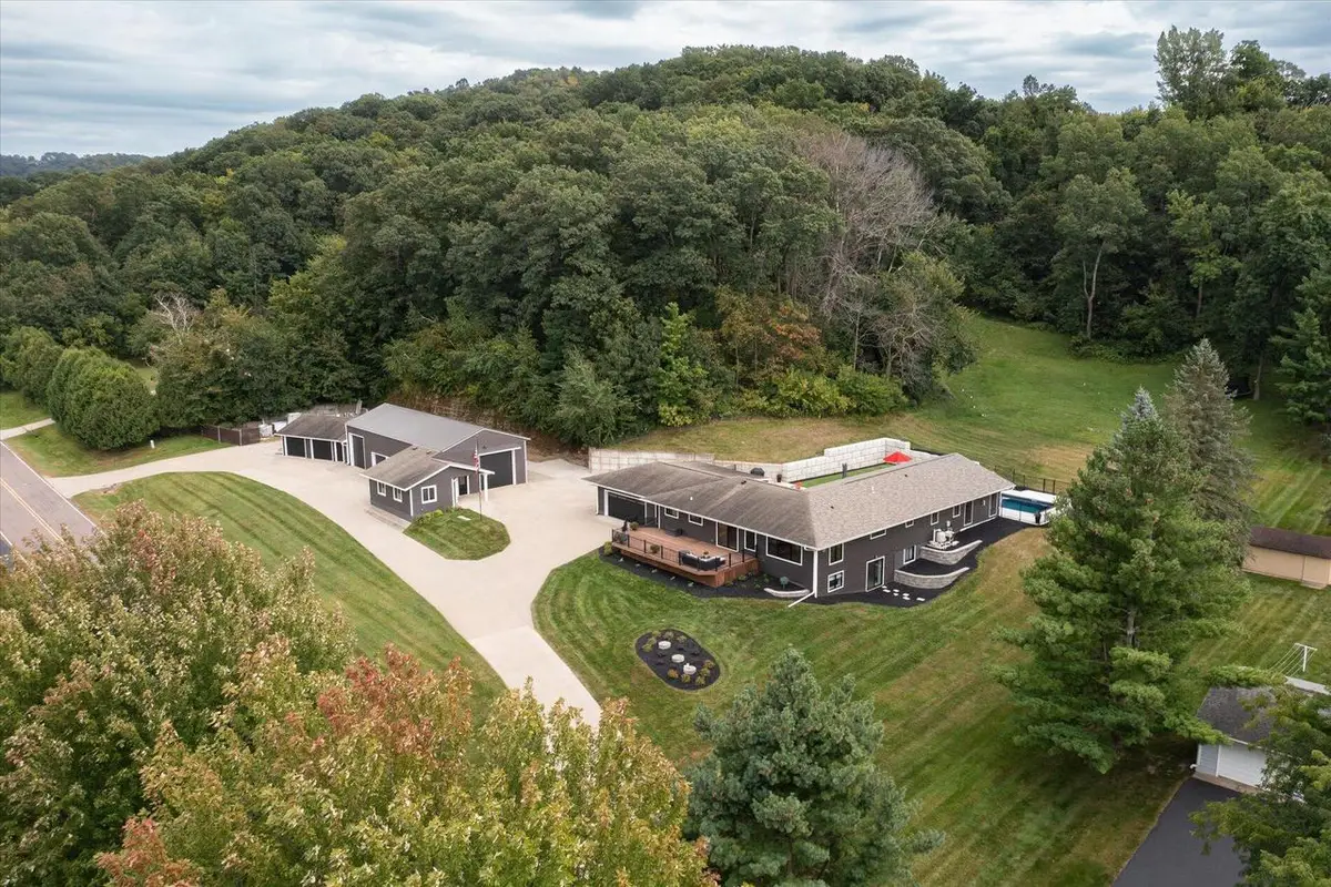 W6019 County Road S, Onalaska, WI 54650 - #1