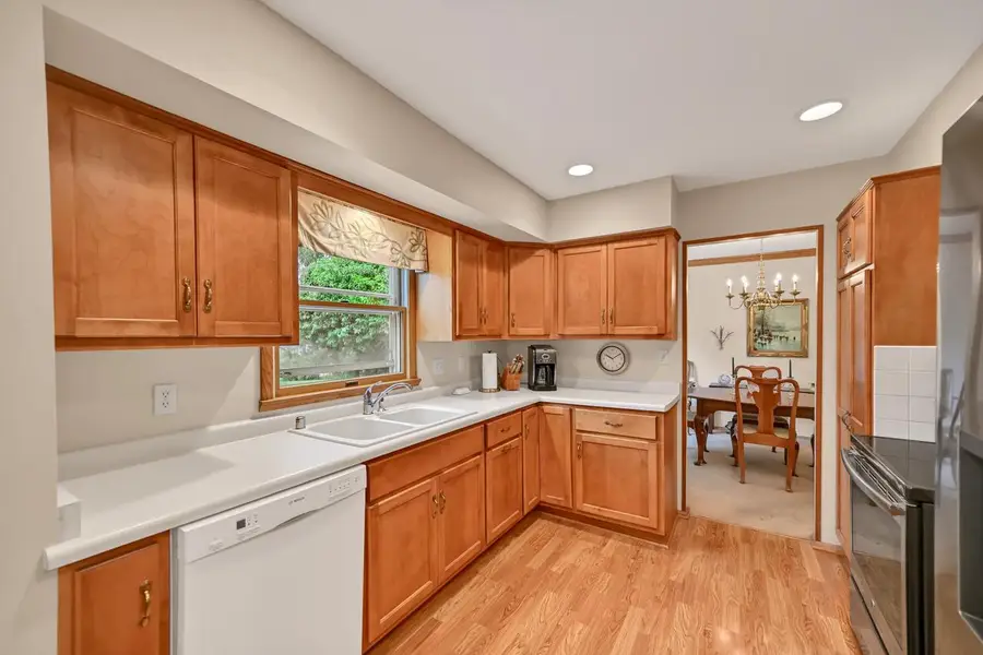 4185 Imperial DRIVE, Brookfield, WI 53045 - #3