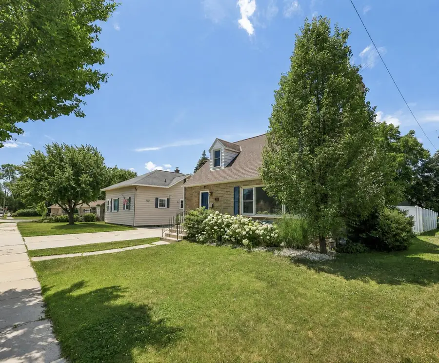 618 Fair STREET, West Bend, WI 53090 - #3