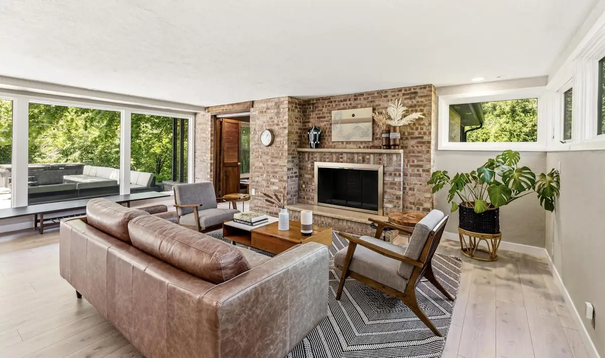 857 E Glenbrook ROAD, Bayside, WI 53217 - #1