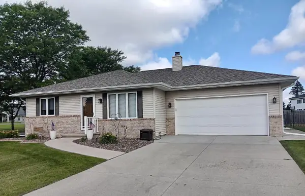 5 Prestige CIRCLE, Fond Du Lac, WI 54935