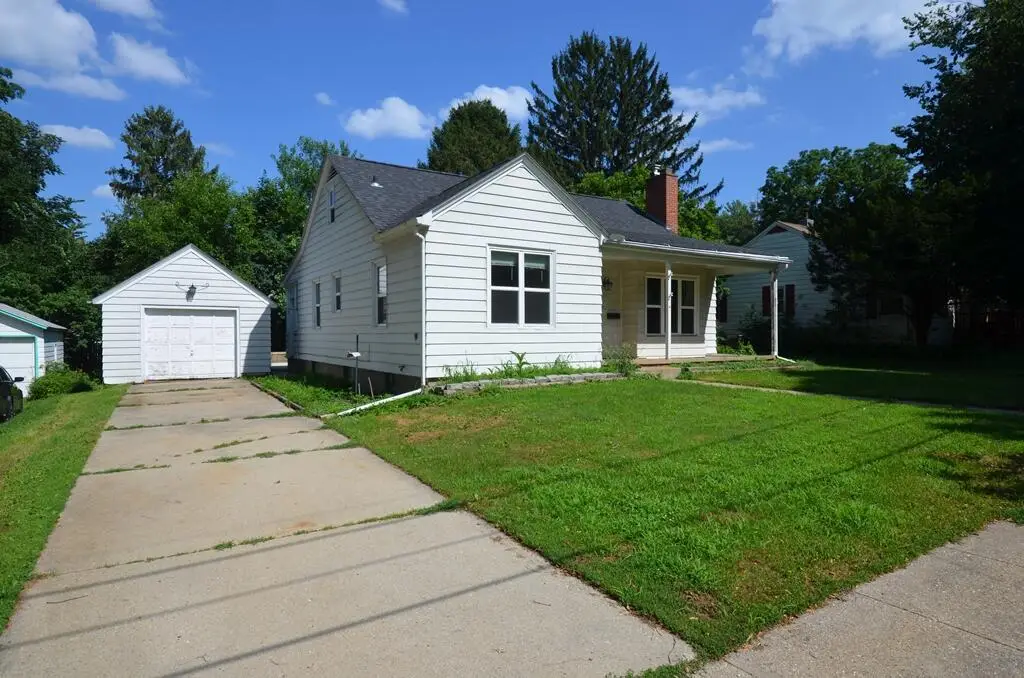 225 N Esterly AVENUE, Whitewater, WI 53190 - #1