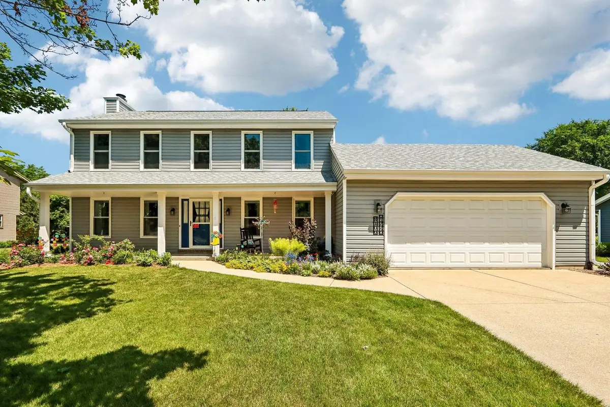 N106W17050 Juniper DRIVE, Germantown, WI 53022 - #1