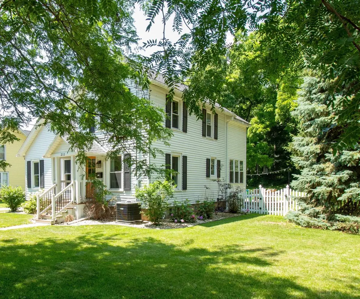 211 N Ferry DRIVE, Lake Mills, WI 53551 - #1
