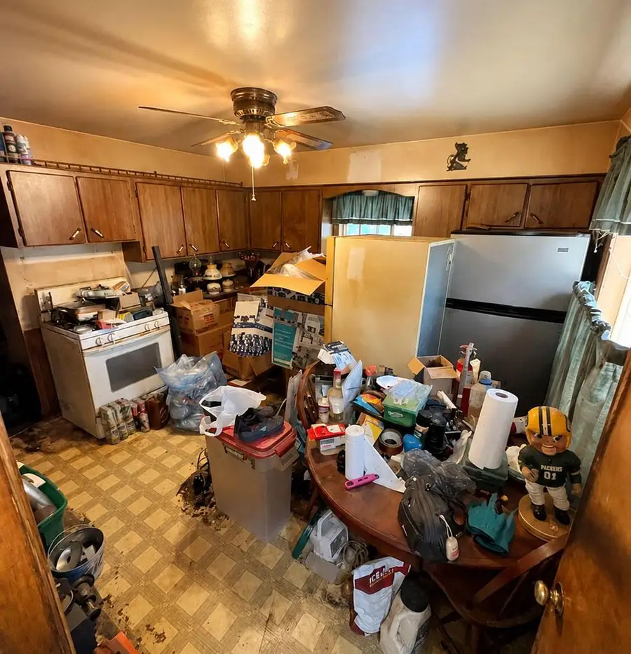 6672 N 54th STREET, Milwaukee, WI 53223 - #2