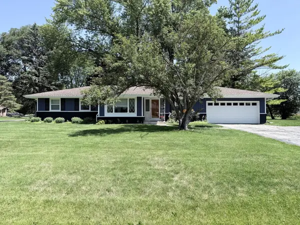 9050 N Silver Brook LANE, Brown Deer, WI 53223
