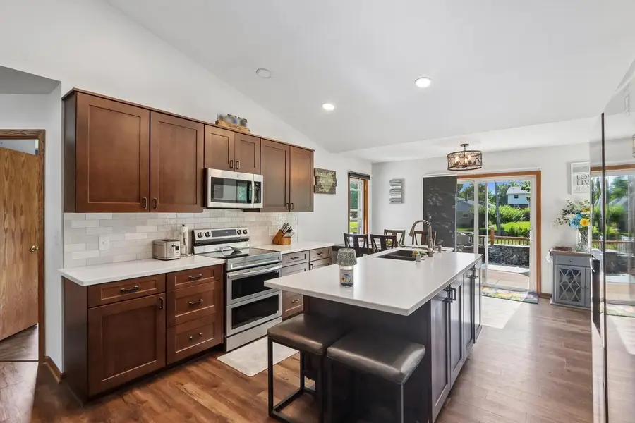7710 S Chapel Hill DRIVE, Franklin, WI 53132 - #2