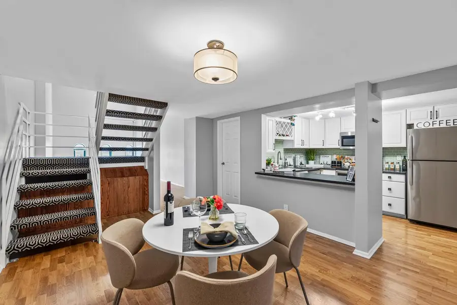 270 E Highland AVENUE #1021, Milwaukee, WI 53202 - #2