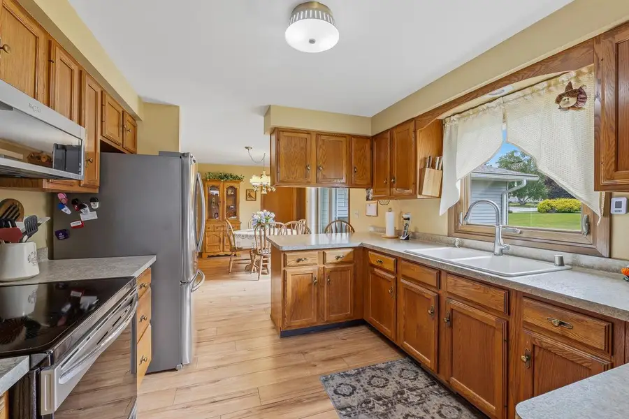 1237 Audubon ROAD, Howards Grove, WI 53083 - #2