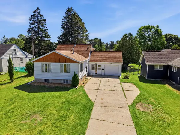 3823 Tannery ROAD, Two Rivers, WI 54241
