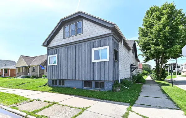 1523 Minnesota AVENUE, South Milwaukee, WI 53172