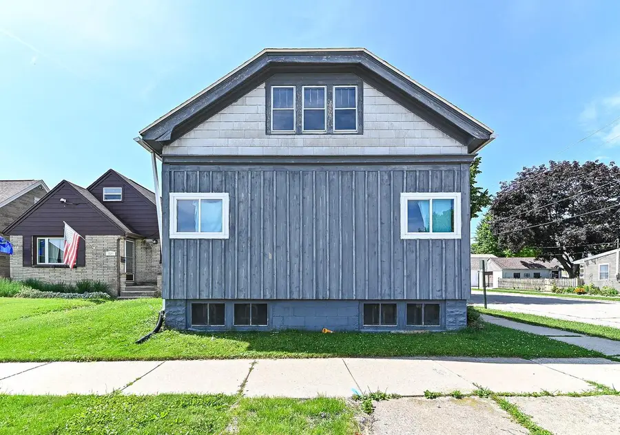 1523 Minnesota AVENUE, South Milwaukee, WI 53172 - #2