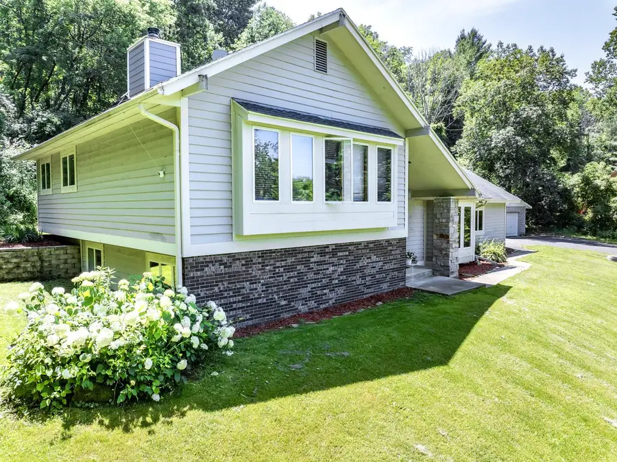 5371 Horseshoe PLACE W, La Crosse, WI 54601 - #3