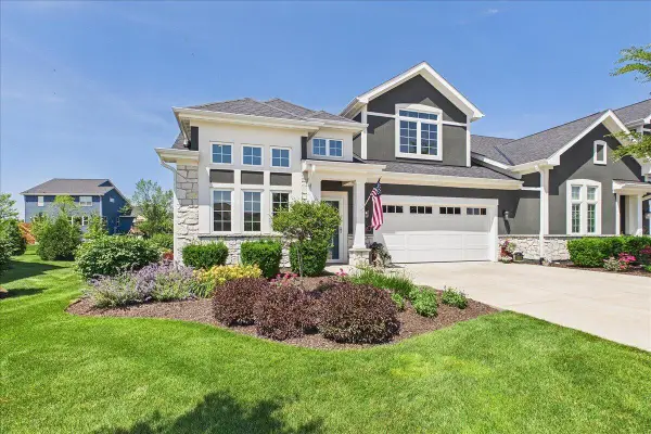4745 S Cottage LANE #6, Pleasant Prairie, WI 53158