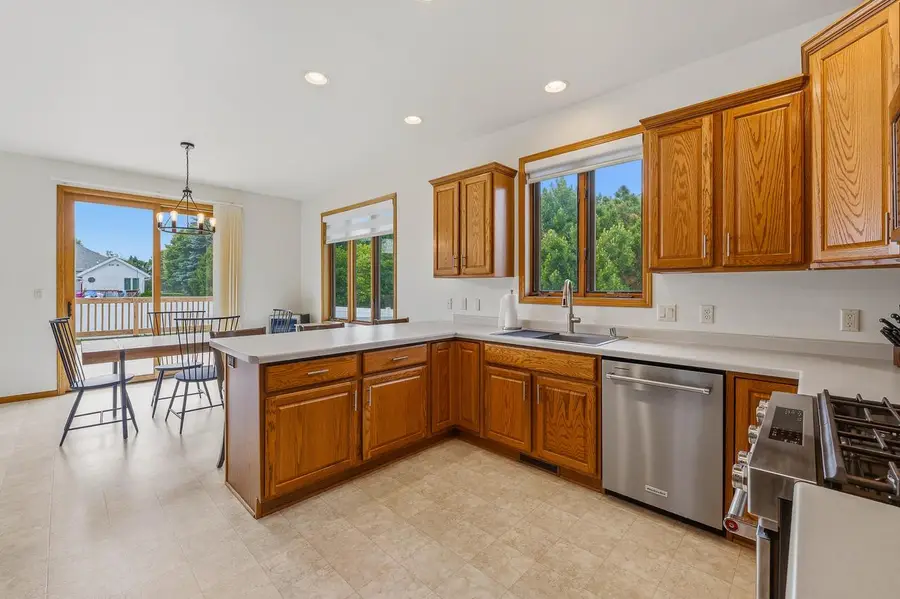 712 Ash CIRCLE, Plymouth, WI 53073 - #3