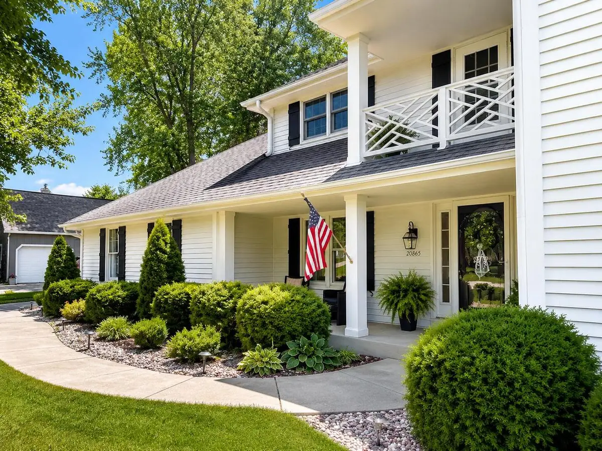 20865 Coventry DRIVE, Brookfield, WI 53045 - #1