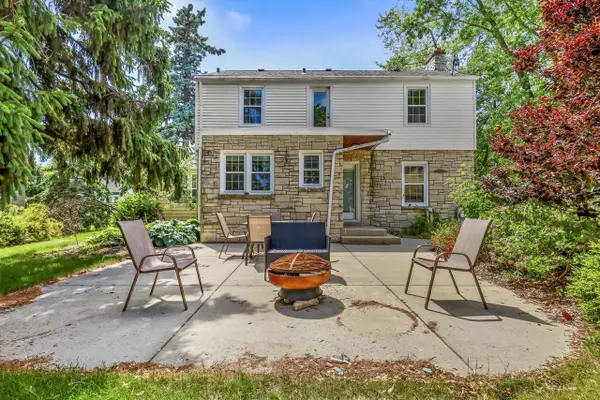 129 S Jackson STREET, Elkhorn, WI 53121