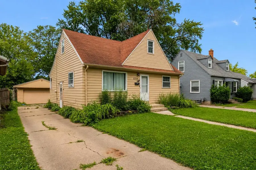 5339 N 58th STREET, Milwaukee, WI 53218 - #3