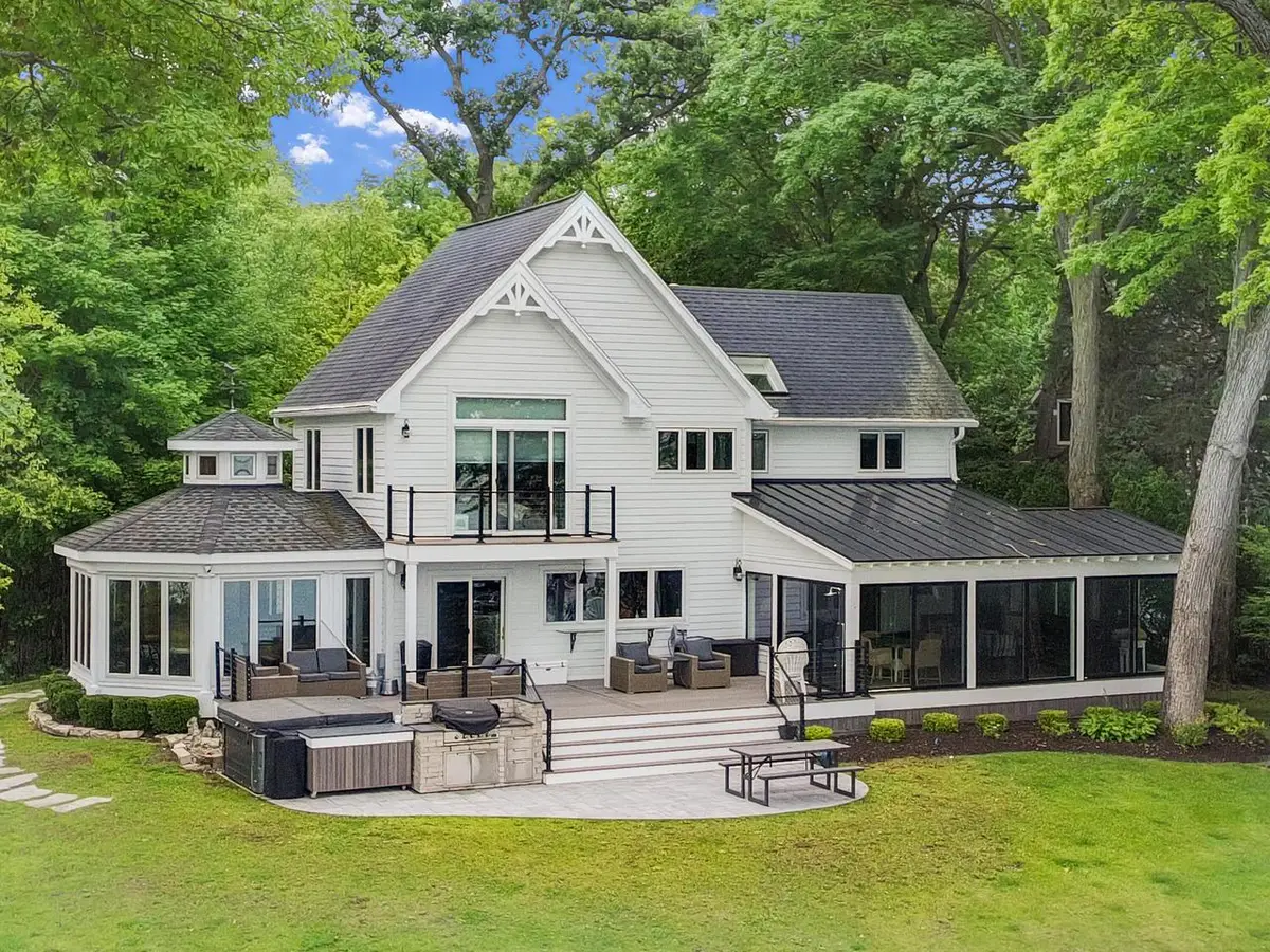 2145 E Lake Shore DRIVE, Twin Lakes, WI 53181 - #1
