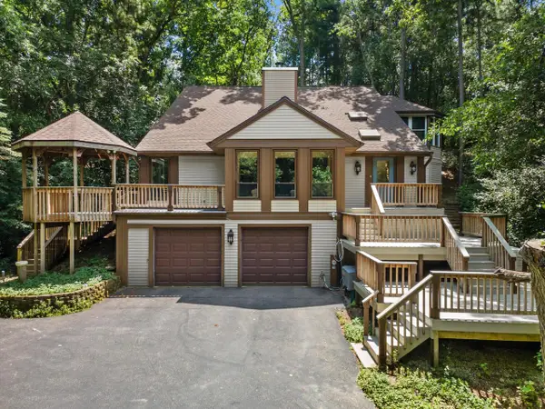 W358S4711 Chickory COURT, Dousman, WI 53118